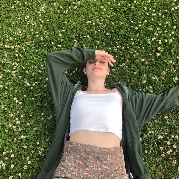 Meet your Posher, Taylor - Picture 4 of 4